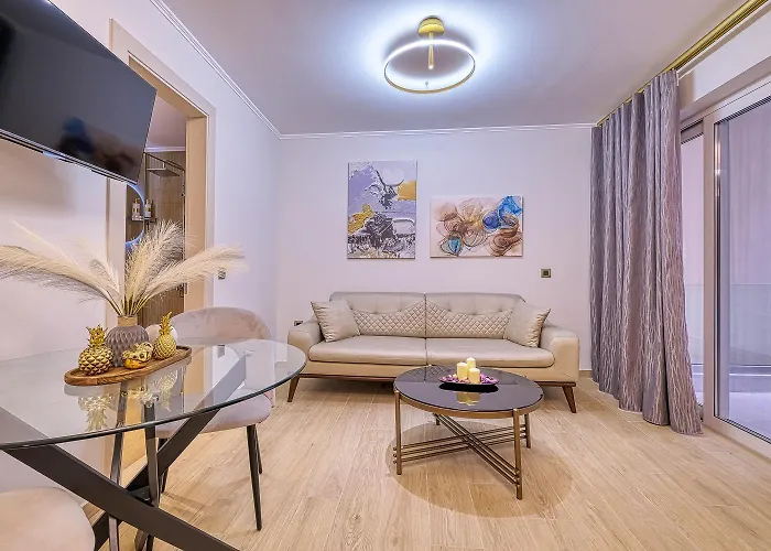 Nafplia Castle * Anabolu